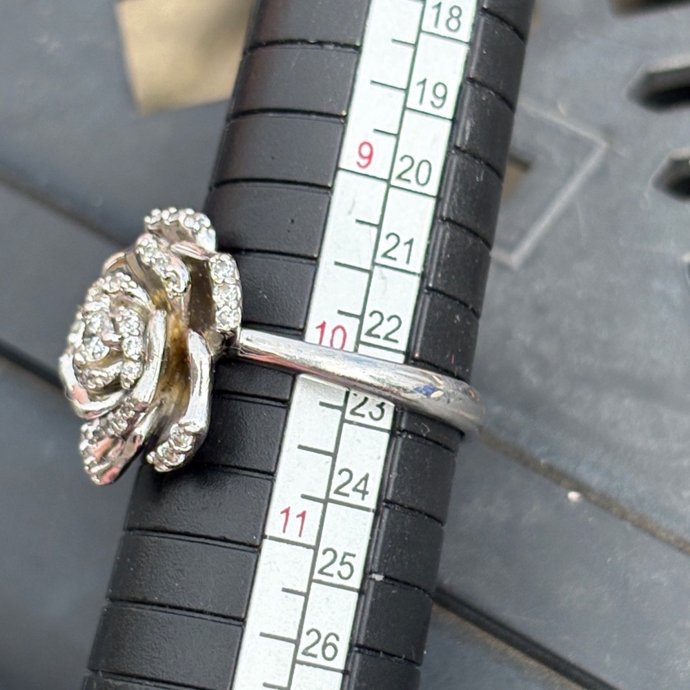 Sterling Silver Simulated Diamond Cubic Zirconia Flower Rose Ring Size 10 Bold - Picture 3 of 13